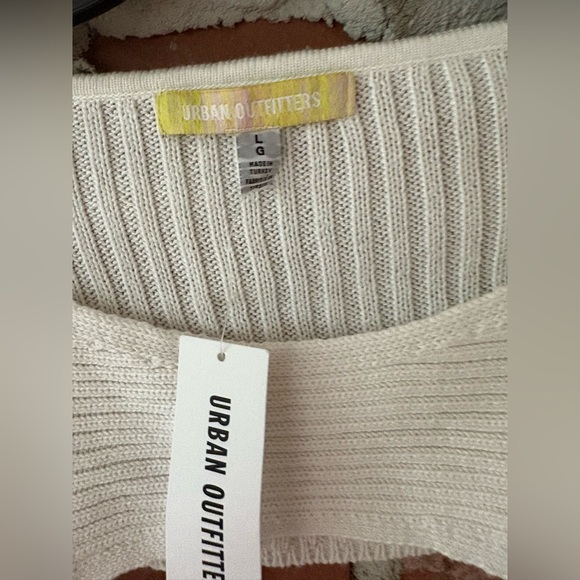 NWT Urban Outfitters Bolero Shrug size L - Picture 2 of 3